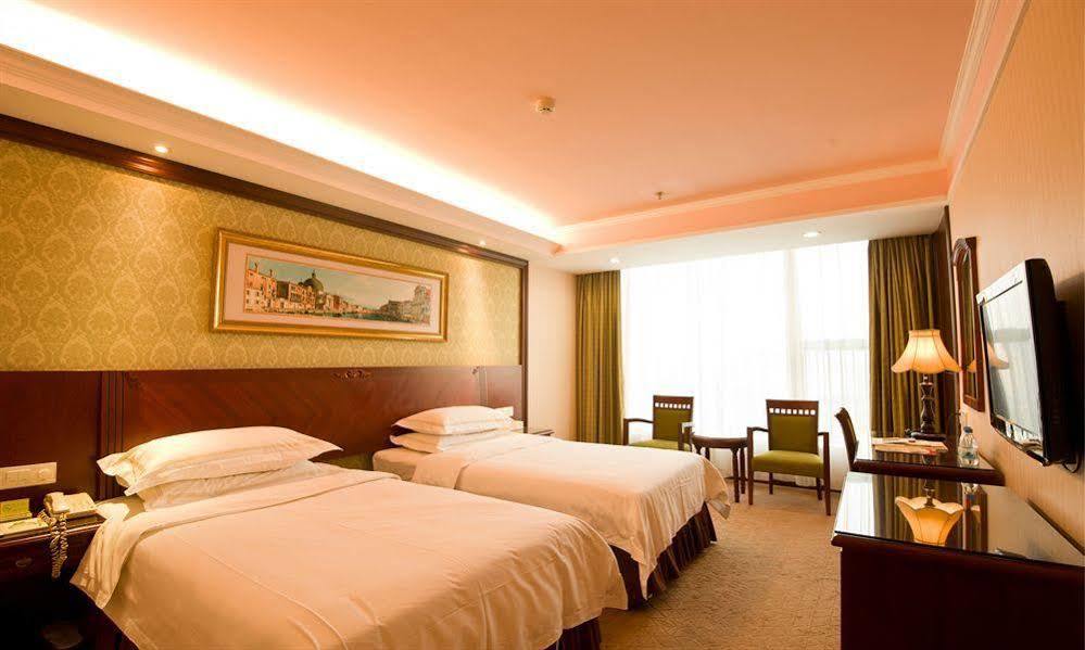 Vienna International Hotel Taicang Nanyang Plaza Exterior foto