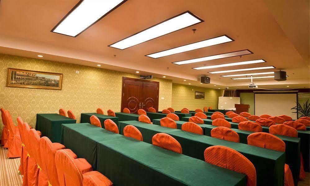 Vienna International Hotel Taicang Nanyang Plaza Exterior foto